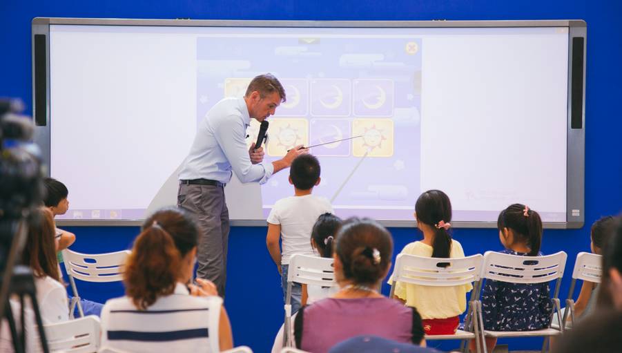 学校招生话务员培训_培训学校招生宣传单_学校招生宣传的目的