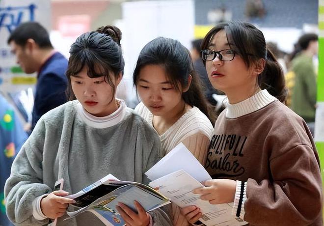 北京语言大学自主招生试题_北京师范大学招生宣传片_北京航空航天大学 自主招生