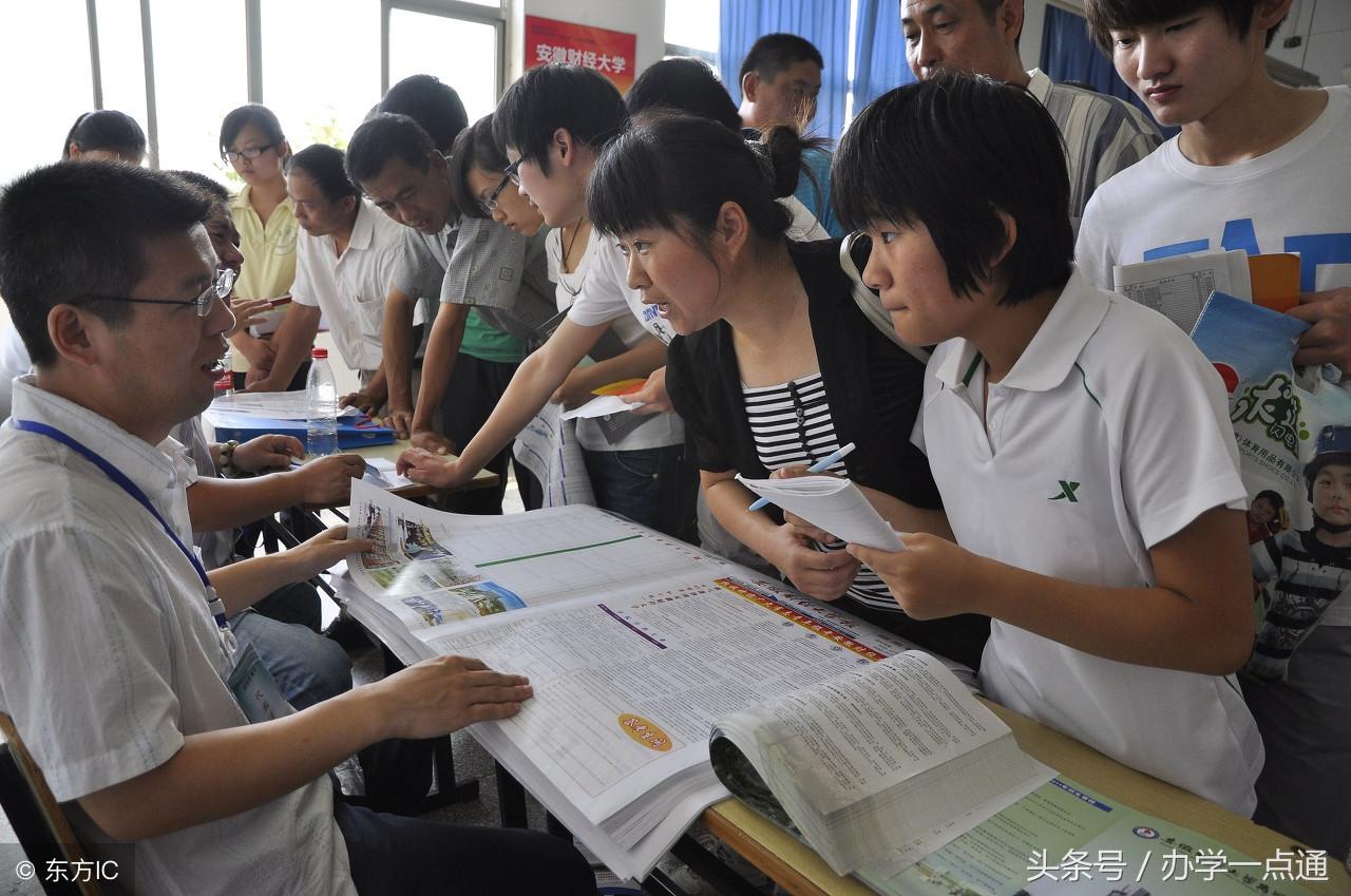 养老院怎么做宣传吸引老人_高中最吸引家长的招生宣传_吸引家长报名的文案